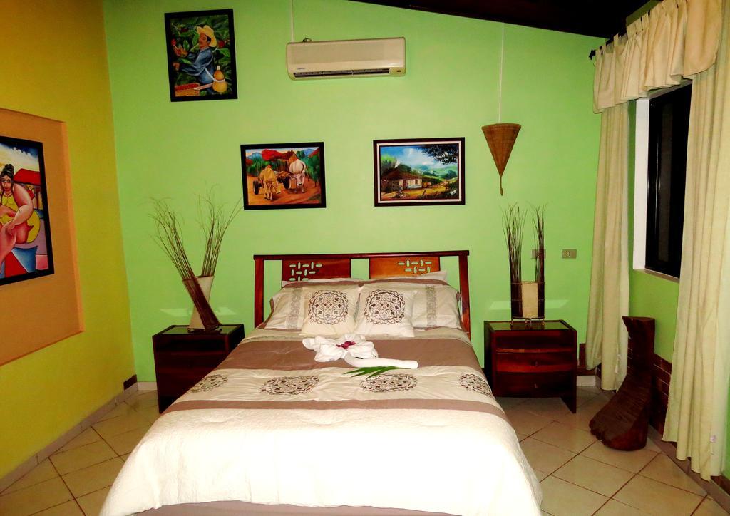 Hotel Vagabondo La Fortuna 외부 사진