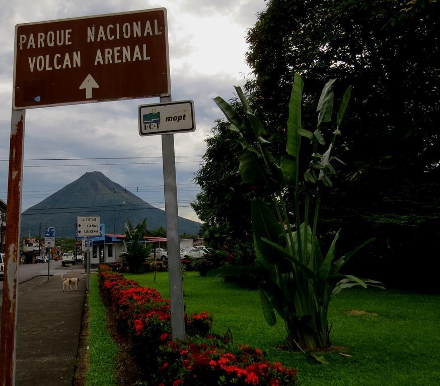 Hotel Vagabondo La Fortuna 외부 사진